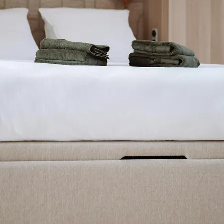 Demeure D'exception A La Campagne, 1h15 De Paris, Padel & Piscine