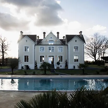 Demeure D'exception A La Campagne, 1h15 De Paris, Padel & Piscine *