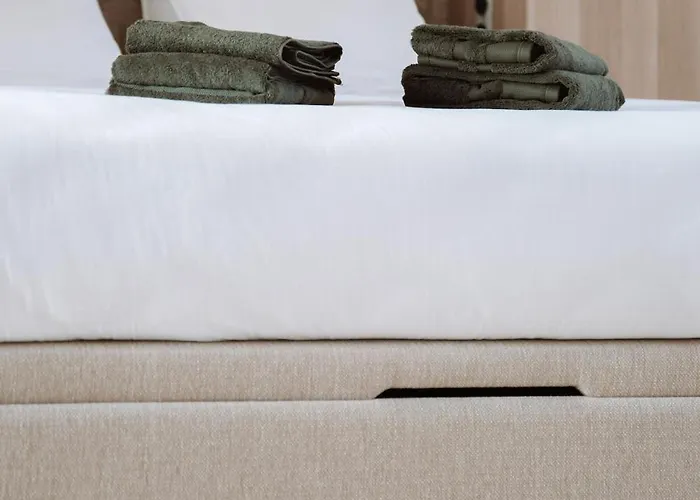 Demeure D'exception A La Campagne, 1h15 De Paris, Padel & Piscine